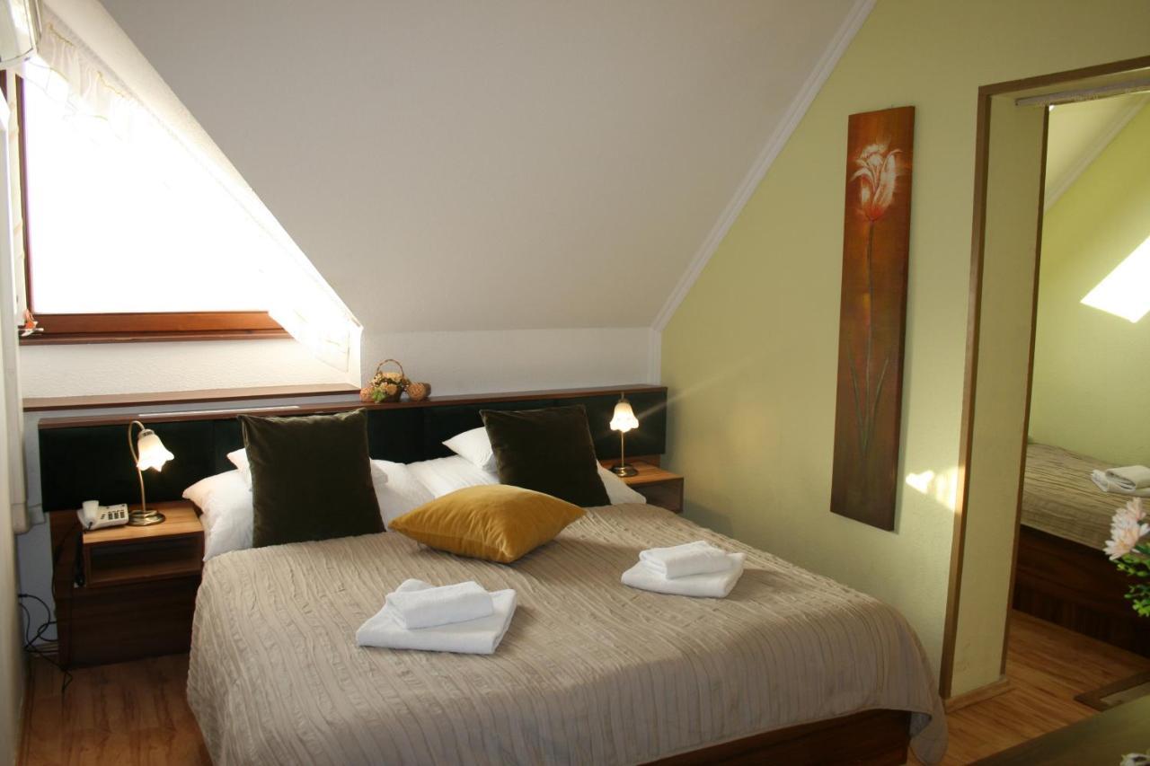 Le Rose Hotel Budapest Exterior photo